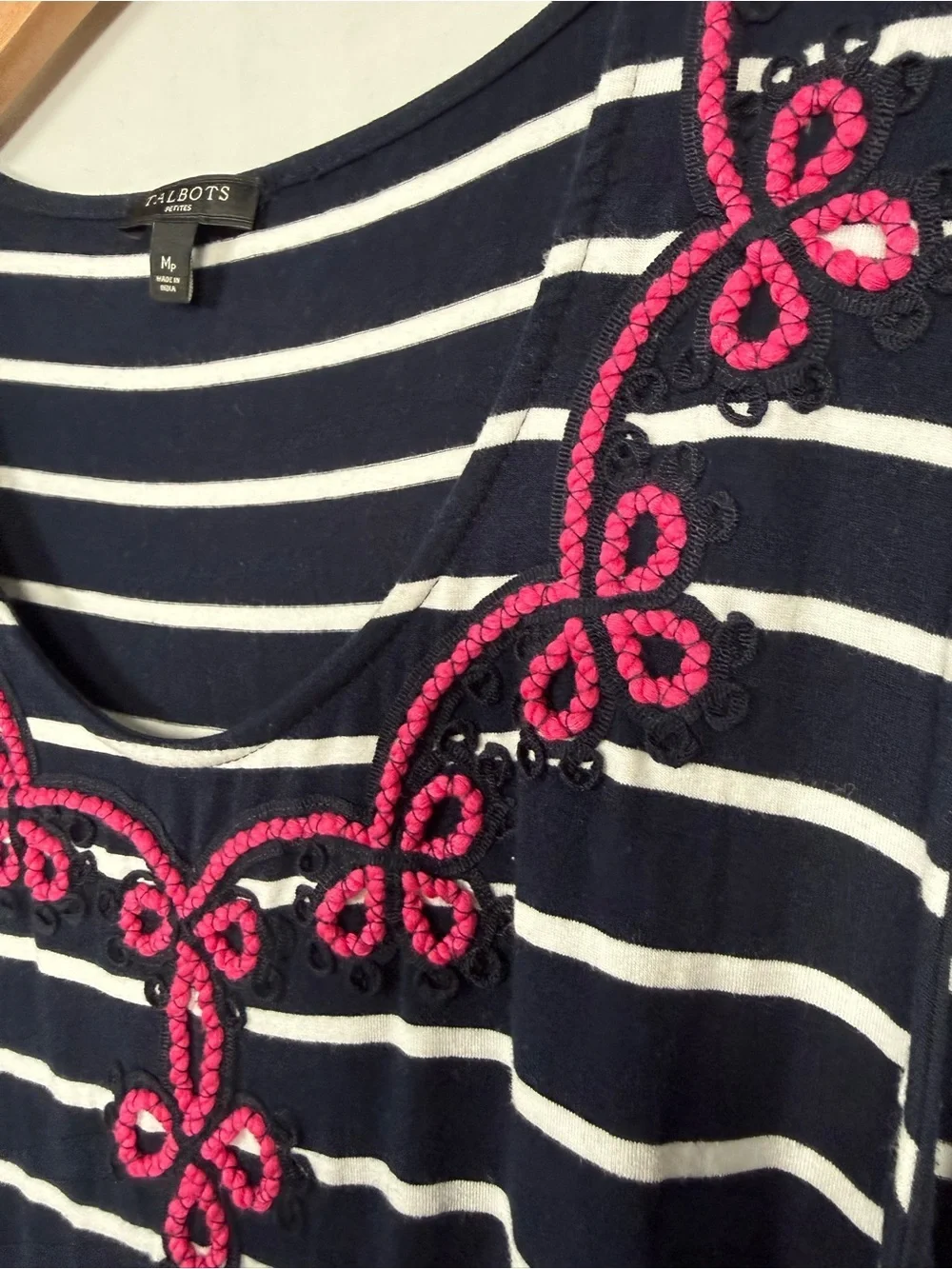EMBROIDERED TASSEL-BELT STRIPE JERSEY MAXI DRESS, SIZE MP, GREAT CONDITION